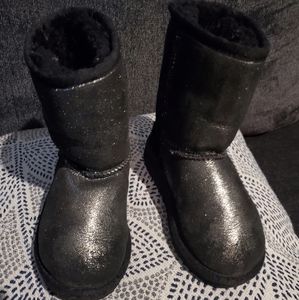 Black Shimmery Girls Uggs size 10
